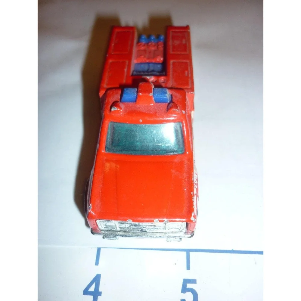 Hot Wheels‎ Fire Truck Red Diecast Toy Vehicle 54 Fire Dept 1974